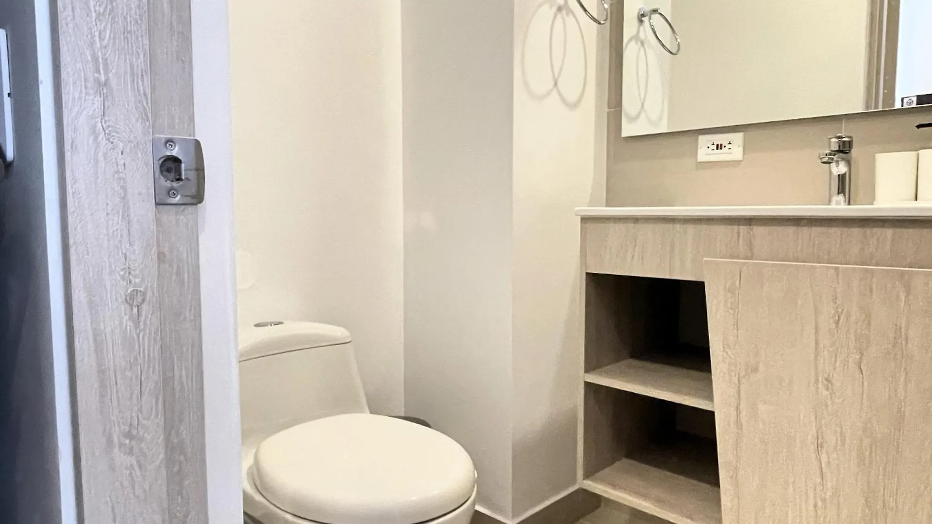 Apartamento Moderno En Usaquen, Con Coworking Y A Pasos De La Fundacion Santa Fe Bogotá Apartman
